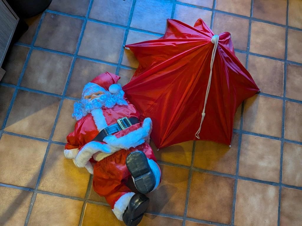 Kerstman + hangparaplu, Diversen, Ophalen, Zo goed als nieuw