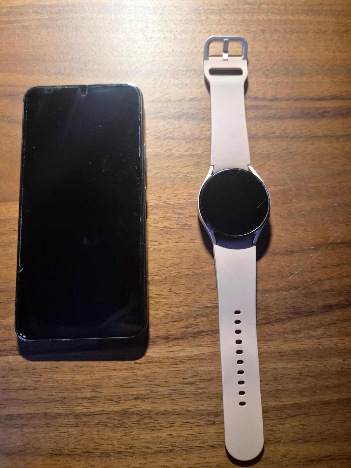 Samsung S22 en Samsung galaxy watch 4, Telecommunicatie, Mobiele telefoons | Samsung, Ophalen