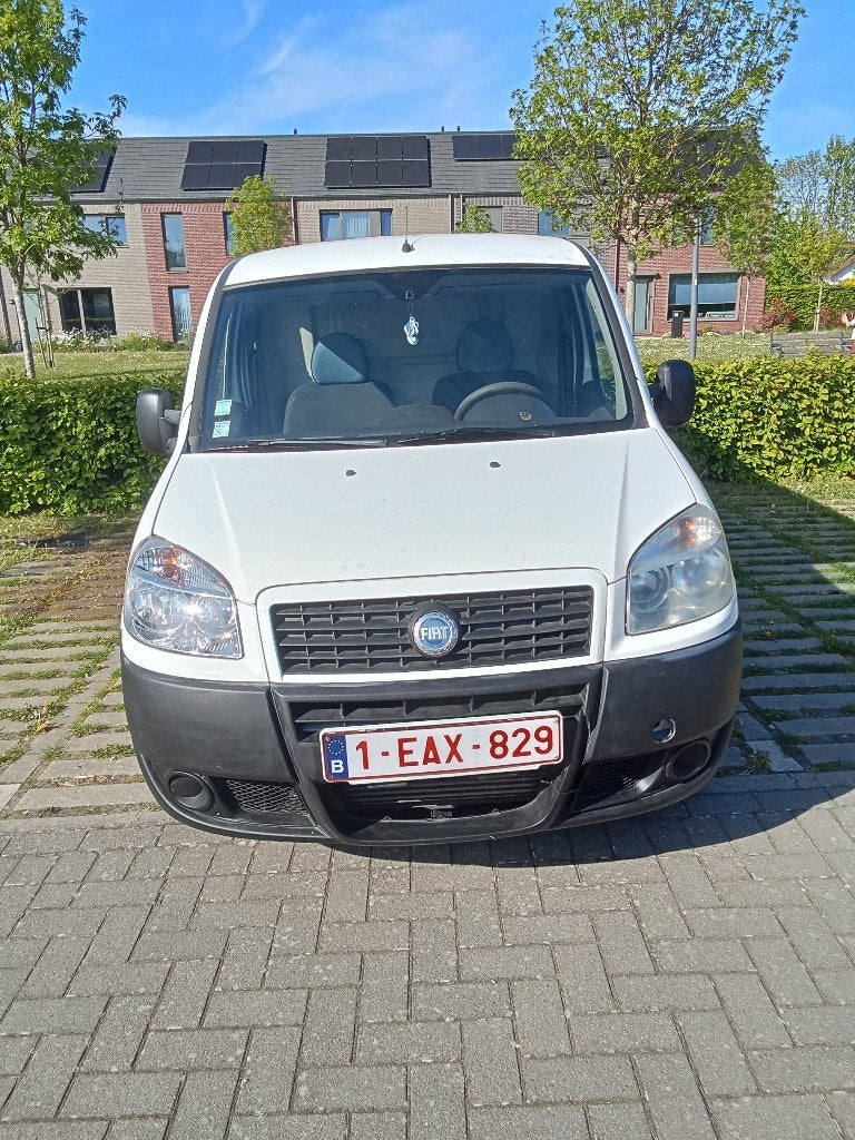 Fiat Doblo, Auto's, Voorwielaandrijving, 4 deurs, Stof, Zwart