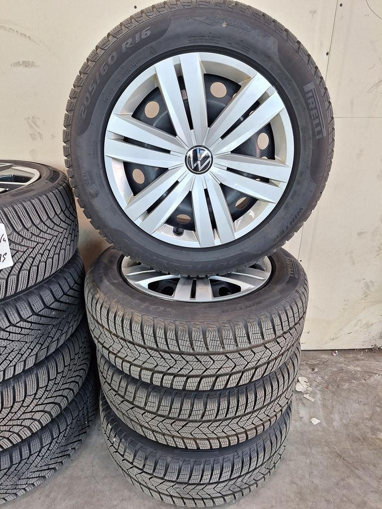 Volkswagen Touran Winterset 16 Inch Staal, Auto-onderdelen, Ophalen, Gebruikt, -, Banden en Velgen
