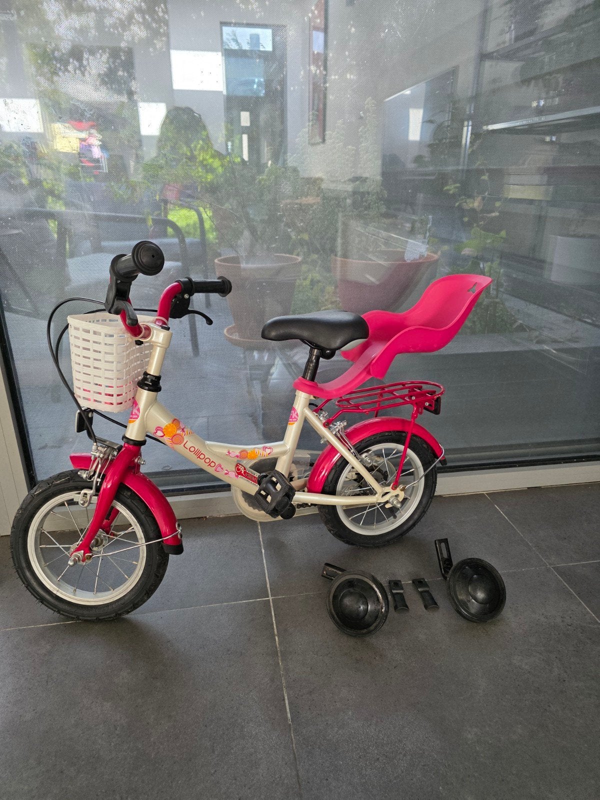 Eerste fietsje plus steunwieltjes, Fietsen en Brommers, Ophalen