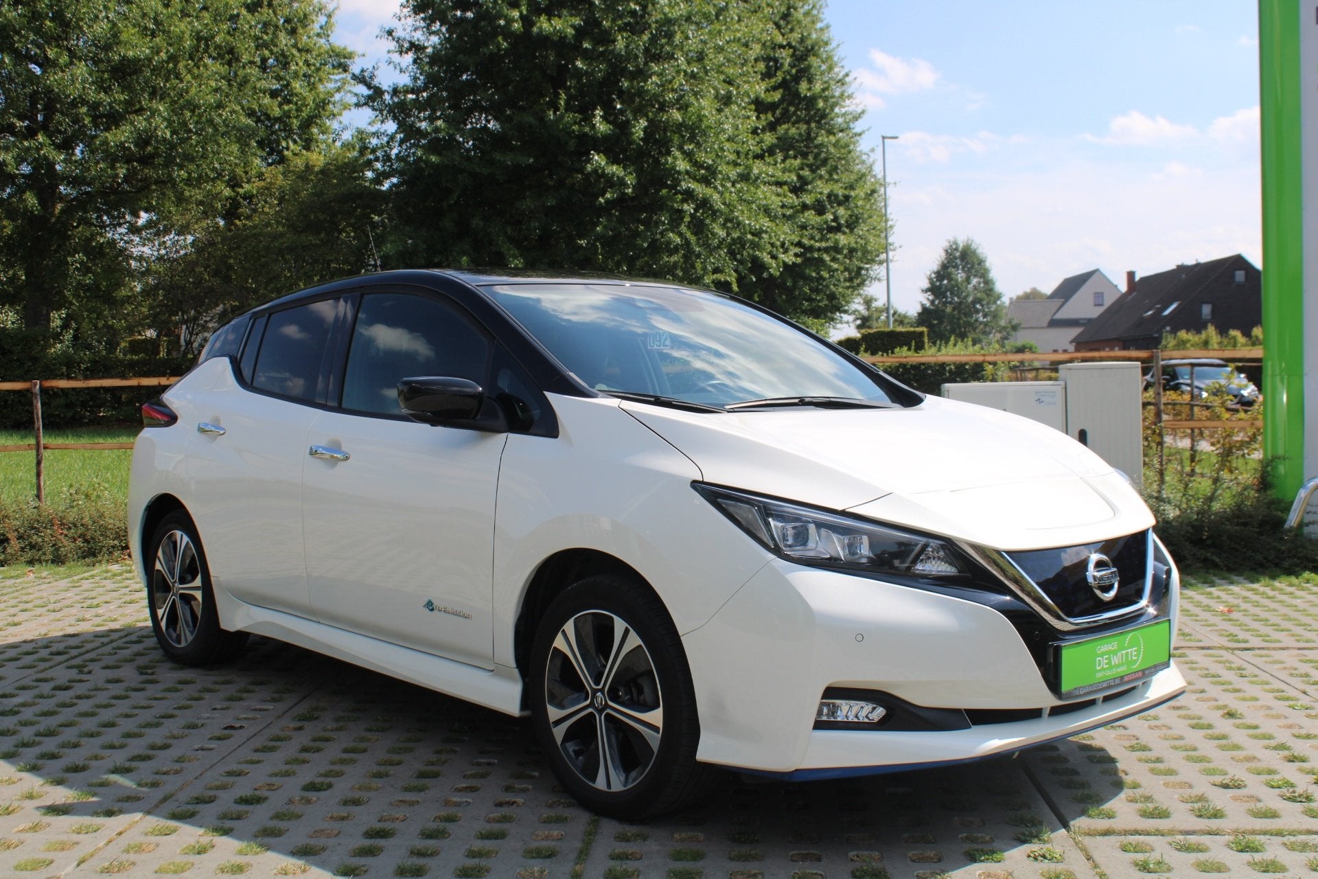 Nissan Leaf Tekna 62kWh (bj 2020, automaat), Auto's, Automaat, Overige kleuren, Leder, 5 zetels
