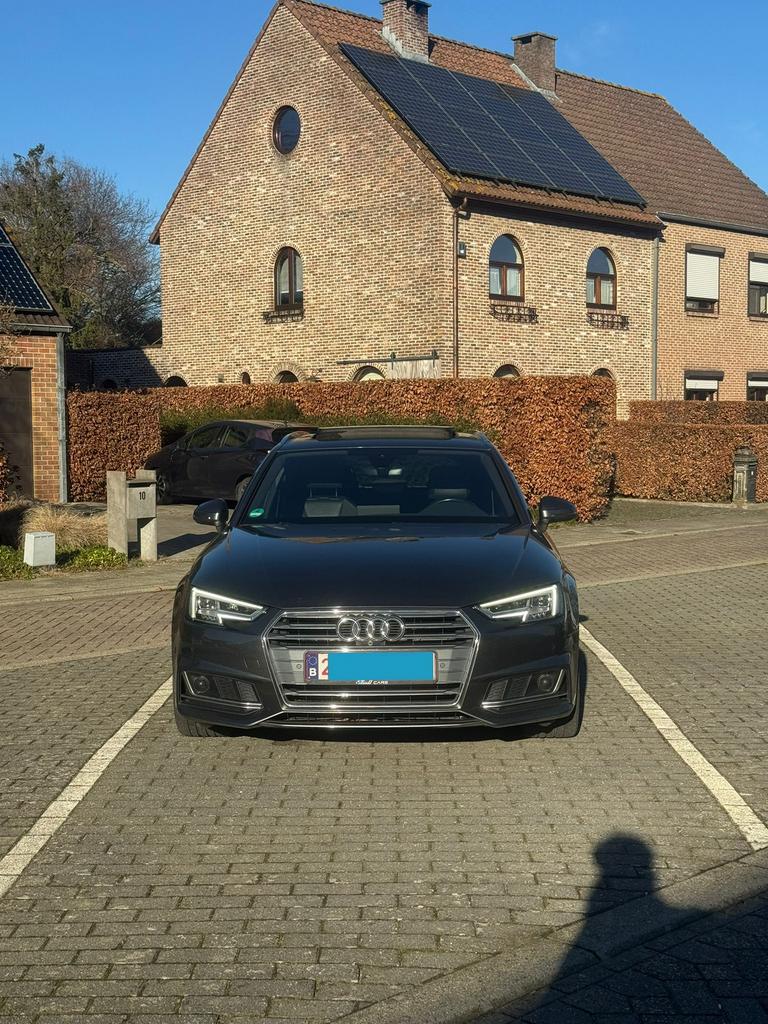 AUDI A4 190 ch - 3 x ligne 2017, Autos, Achat, A4, Diesel, Automatique