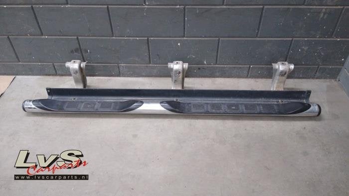Marchepied gauche d'un Fiat Fullback (COLEST49), -, 3 mois de garantie, Utilisé, Fiat