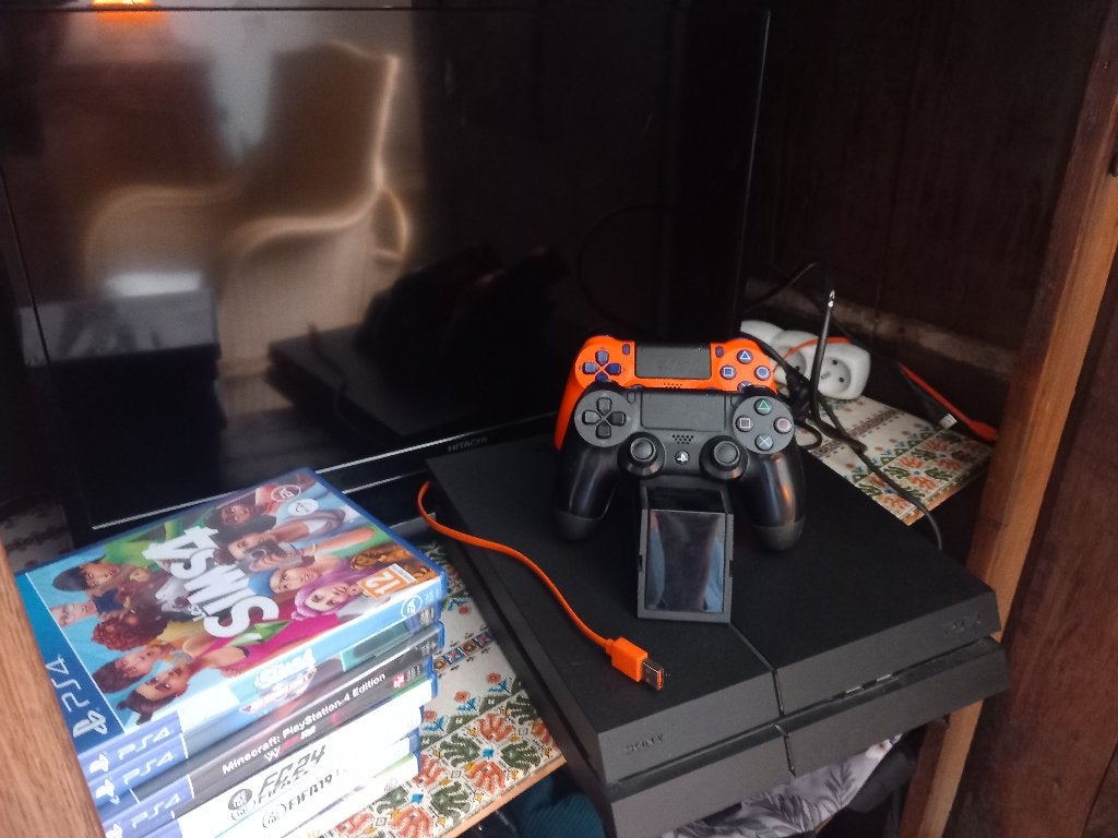 PS4 à vendre, Consoles de jeu & Jeux vidéo, Consoles de jeu | Sony PlayStation 4, Enlèvement, Utilisé, Avec 2 manettes, Avec jeux