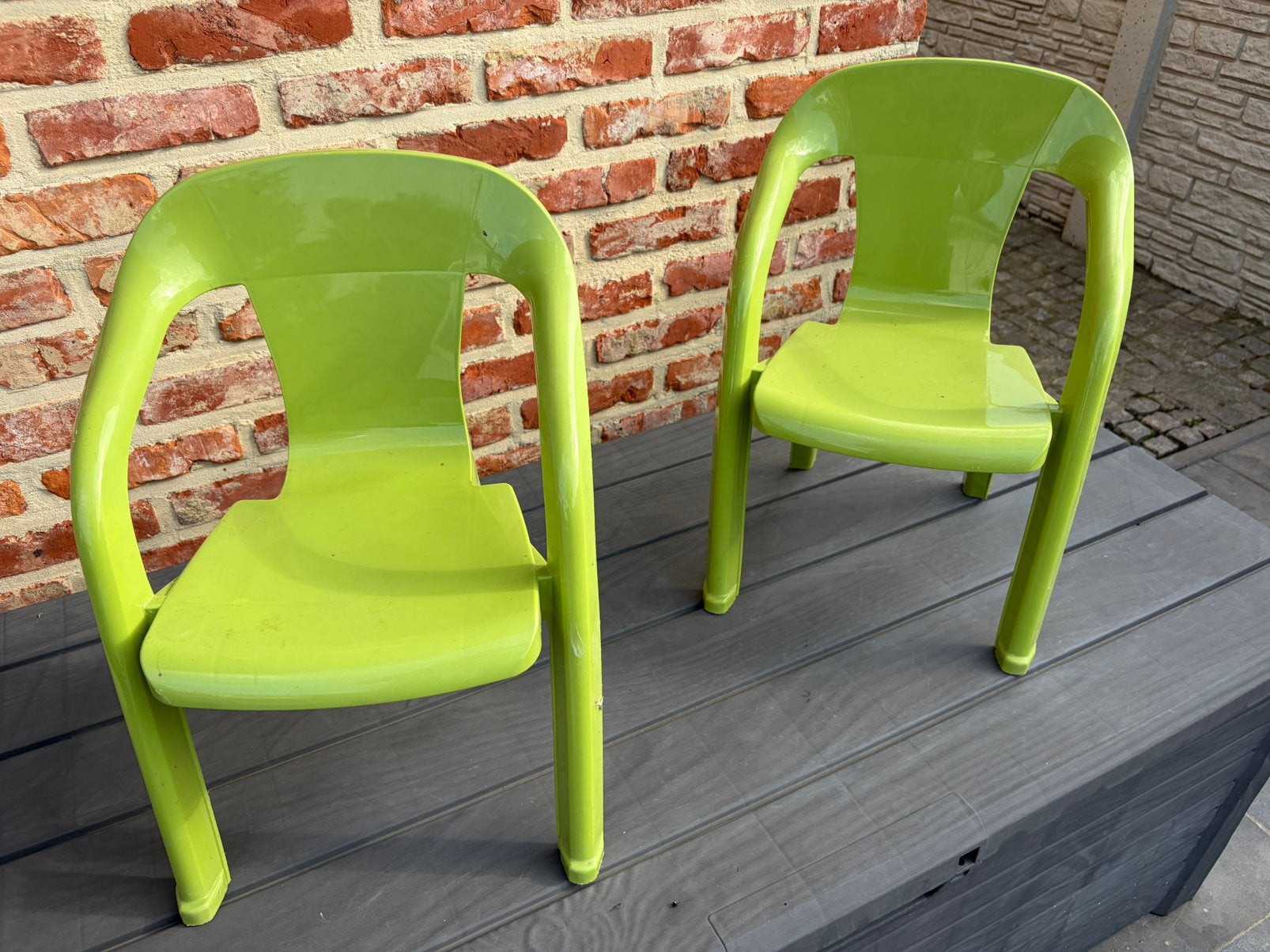 Plastic kinderstoeltjes, Jardin & Terrasse, Enlèvement, Comme neuf, Plastique, Empilable
