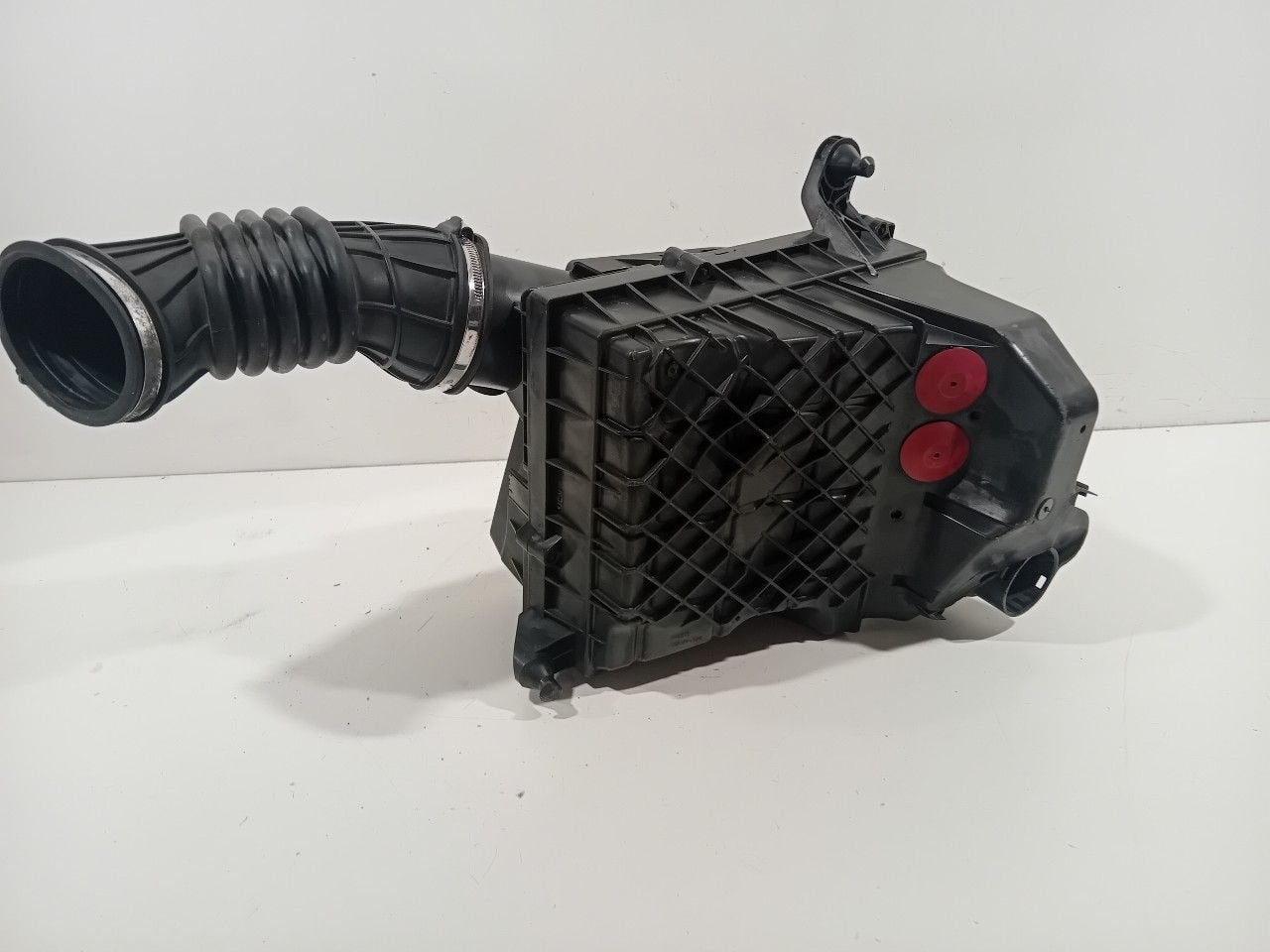 Compressor Volvo XC90, Auto-onderdelen, Onderdelen@venauto.nl, Van der Ven Autorecycling B.V., Gebruikt, Ettenseweg 76, 4706 PB Roosendaal, The Netherlands
