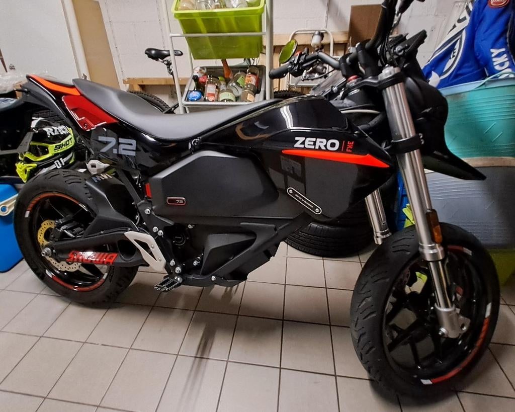 Moto électrique ZERO Motorcycle FXE 2024, Enlèvement