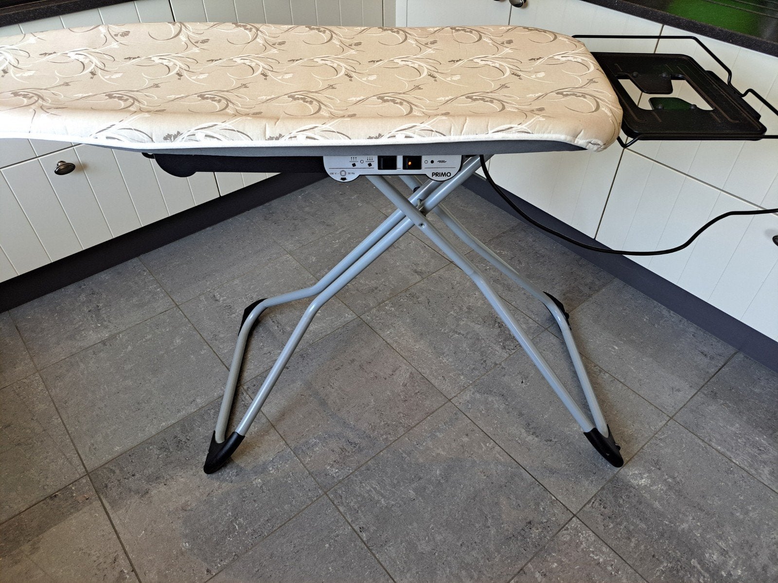 primo strijkplank, Ophalen