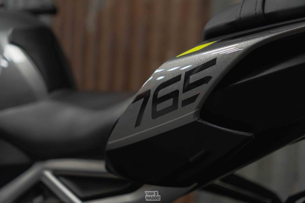 Triumph Street Triple R, Traction Control, Motorrijbewijs A, Bedrijf, 3 cilinders