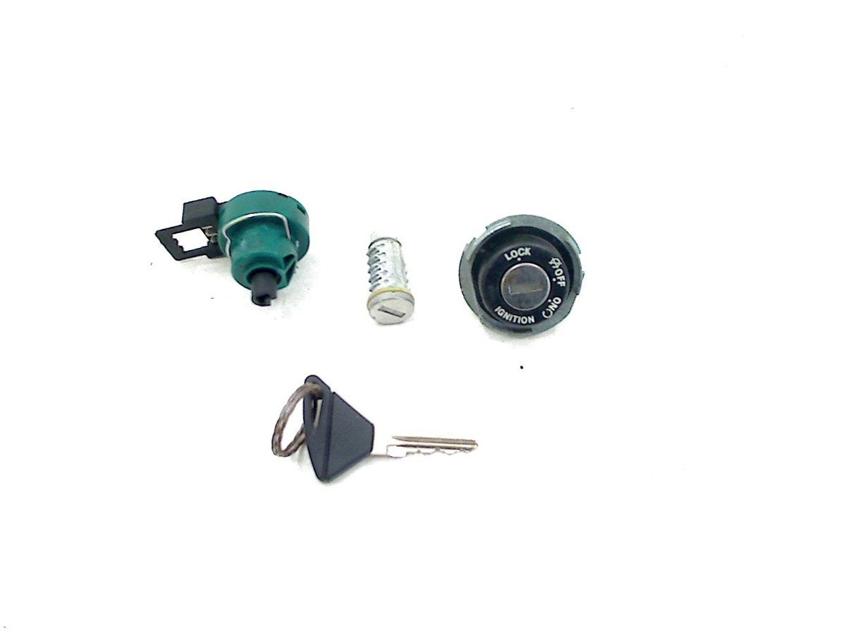 ENSEMBLE DE VERROU ET CYLINDRE DE PORTES SXR 4T 3V E5 2021-, Aprilia, Piaggio & C. SpA, Viale Rinaldo Piaggio, 25
56025  Pontedera, PI, IT