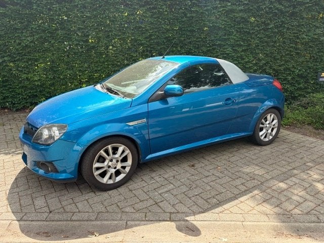 Opel Tigra. bj 2004. Zeer goede staat. 45000km., Auto's, Opel, Particulier, Tigra, Open dak, Benzine, Euro 4, Cabriolet, 2 deurs