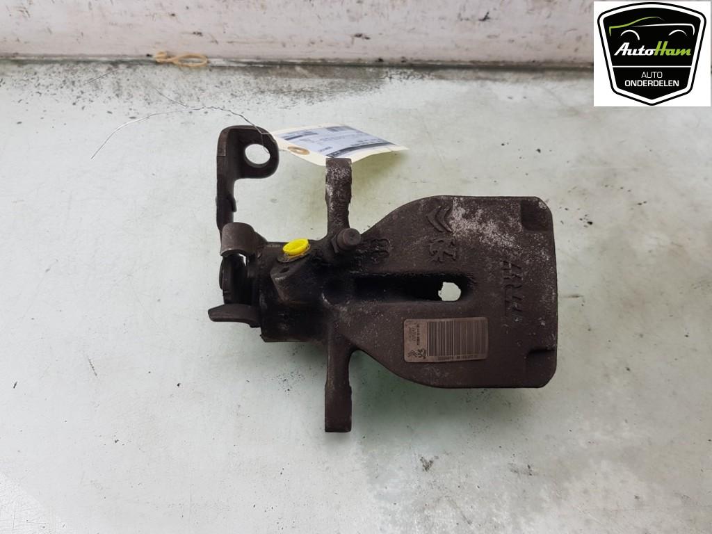 ETRIER DE FREIN ARRIÈRE DROIT Fiat Doblo Cargo (01-2022/-), Utilisé, Fiat