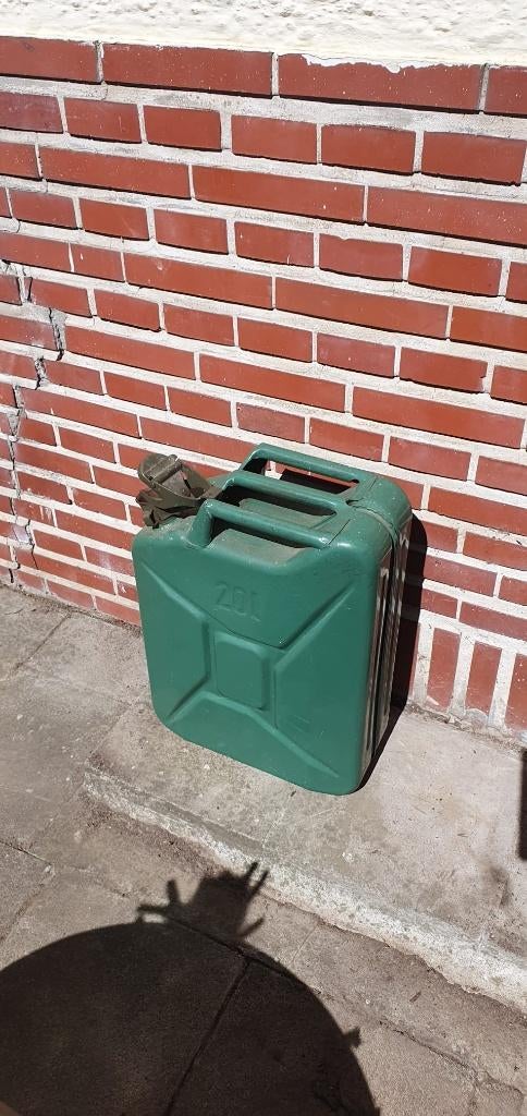 Jerrican 20l, Enlèvement