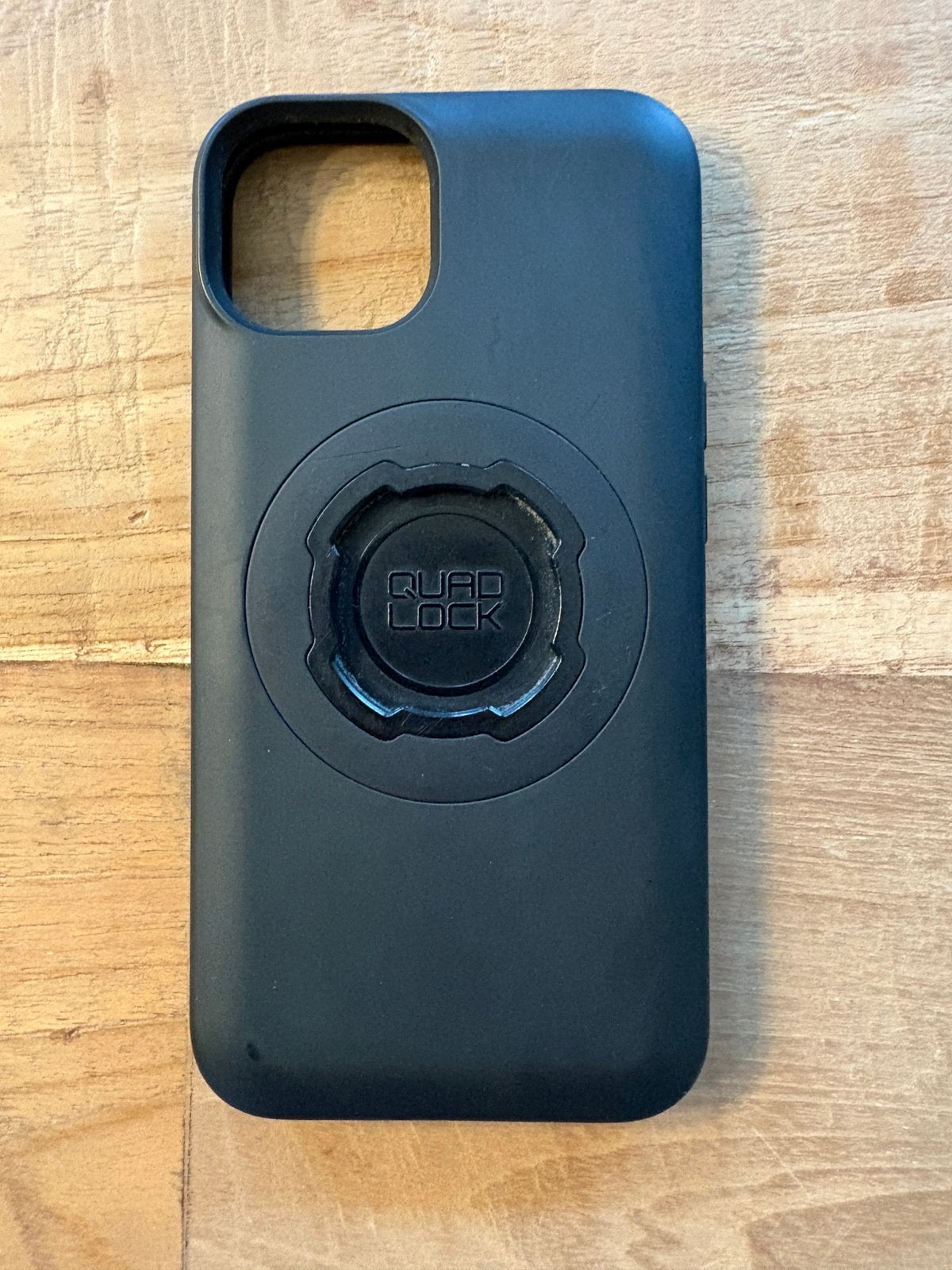 Hoesje Quad Lock Mag safe voor Iphone 13, IPhone 13, Noir, Quad Lock, Comme neuf