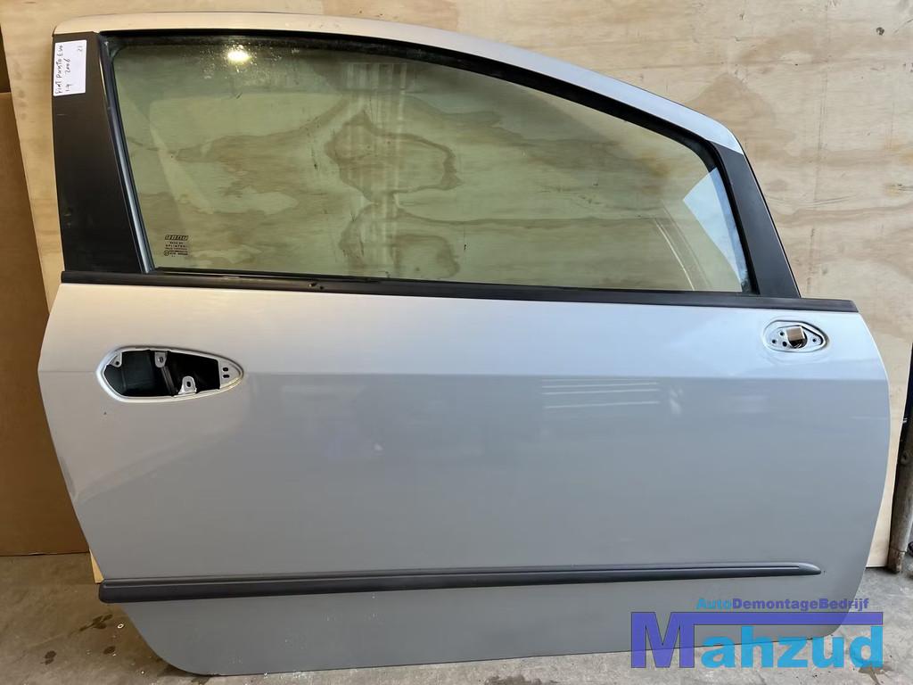 FIAT Grande punto Rechts deur portier 2005-2013, Auto-onderdelen, Gebruikt, Deur, Stellantis Europe S.p.A., Info@stellantis.com