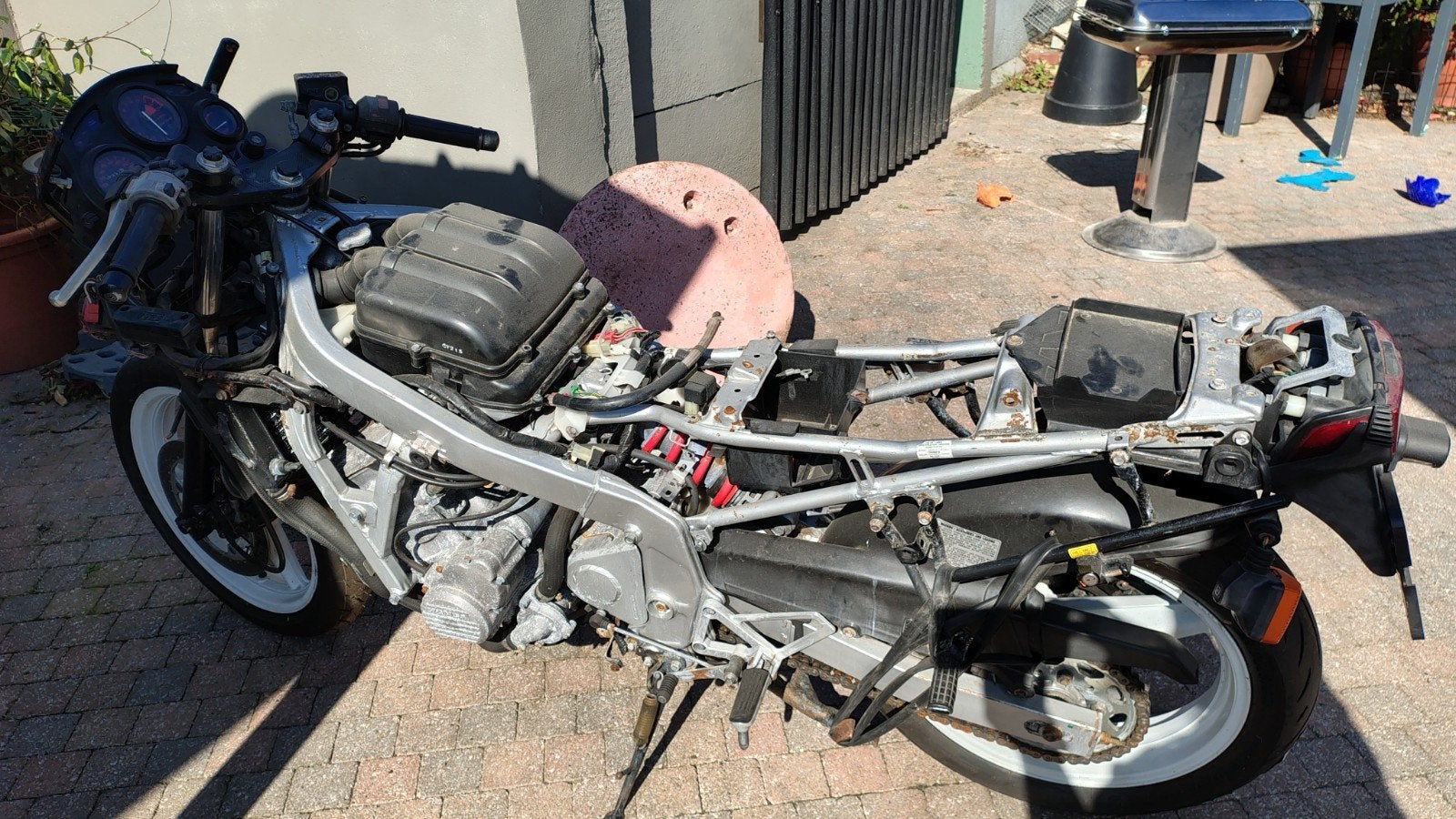 Honda CBR 600F (pc 32), Motoren, Ophalen