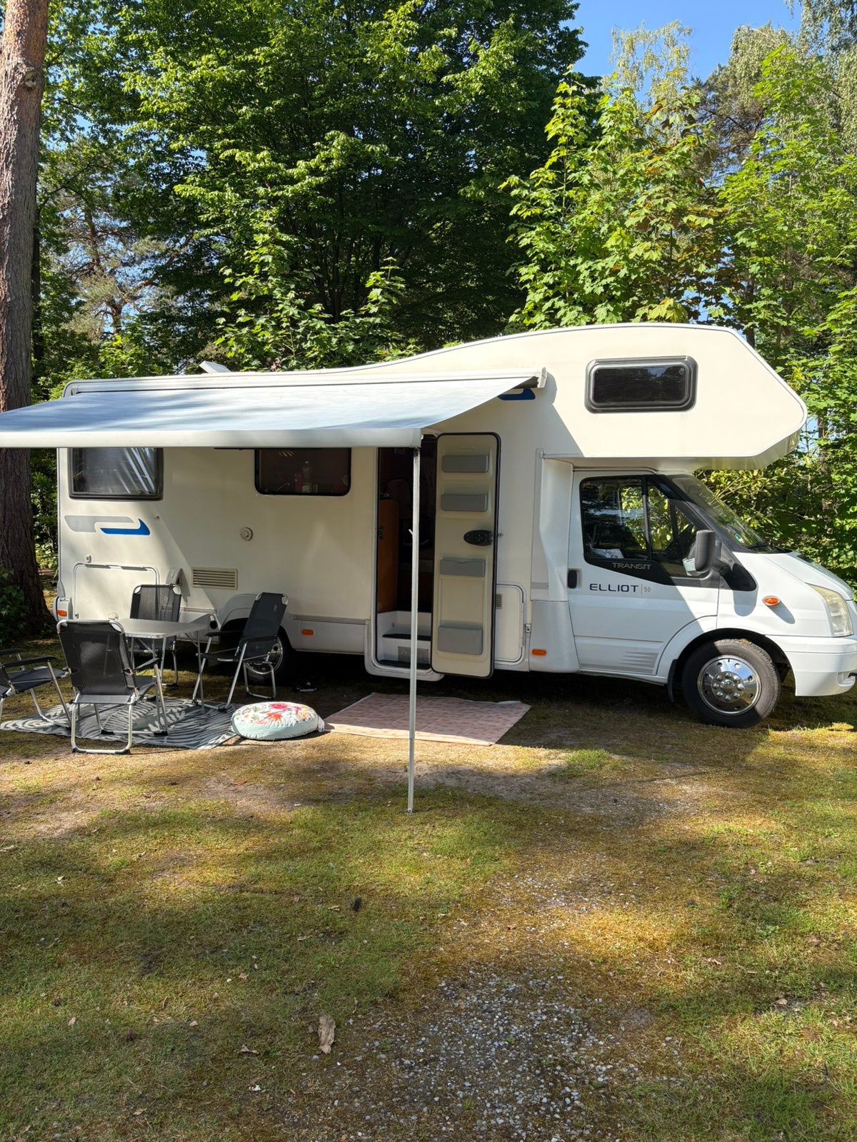 Hele mooie ruime camper, Caravanes & Camping, Camping-cars, Siège de train, Toilette à cassette, Boîte manuelle, Diesel