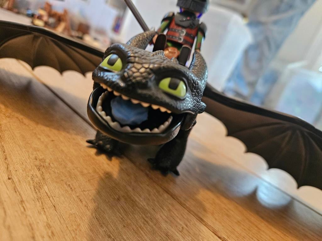 Playmobil Dragons 9246 Harold et Krokmou, Enlèvement