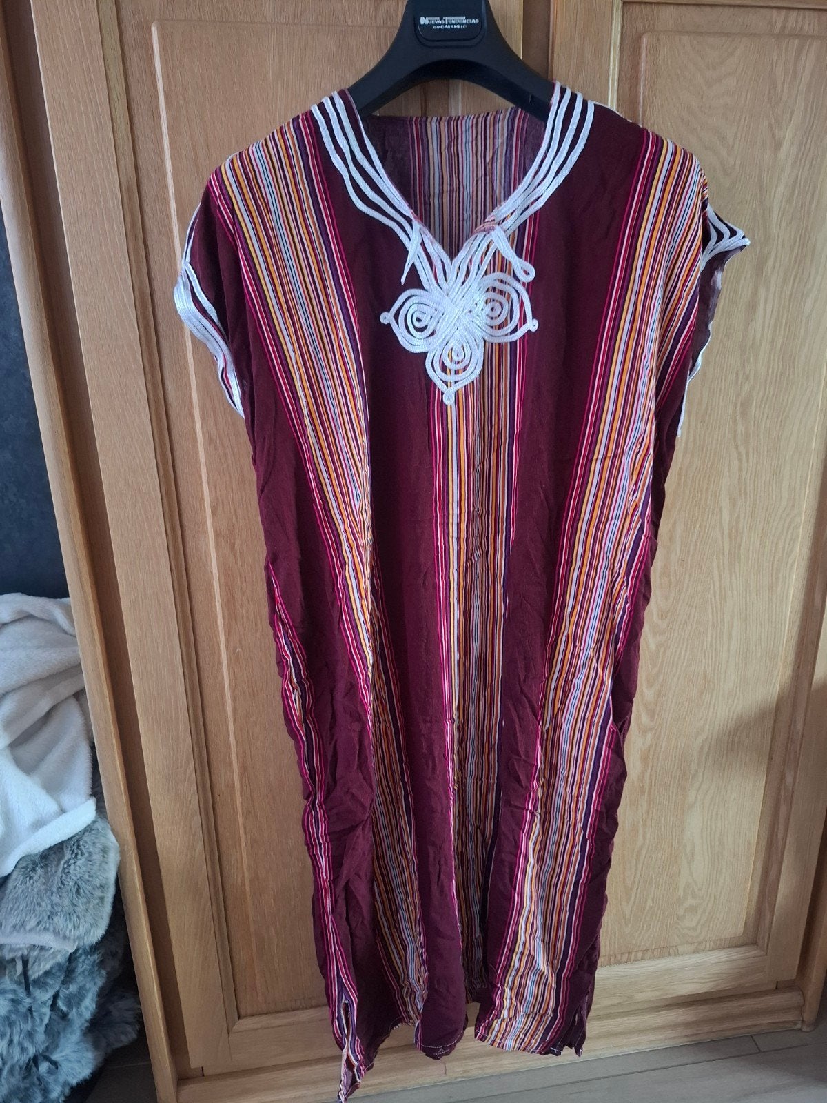 Nieuwe djellaba Bordeaux gevoerde oranje witte lijn one size, Maat 38/40 (M), Overige typen, Nieuw, Oranje