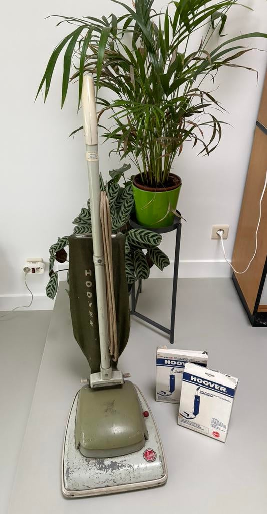 Vintage Hoover stofzuiger, Enlèvement, Utilisé, Sac à poussière, Aspirateur