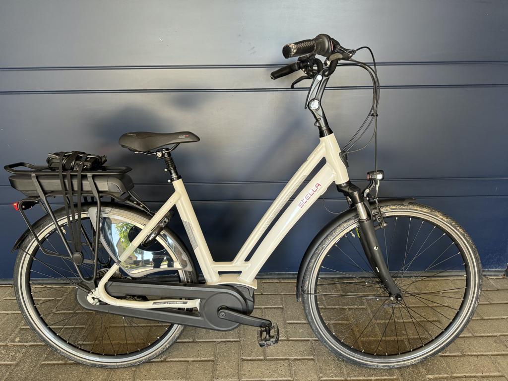 Stella elektrische fiets met Bosch middenmotor, weinig km., Fietsen en Brommers, Gebruikt, Versnellingen, 50 tot 53 cm, Ophalen