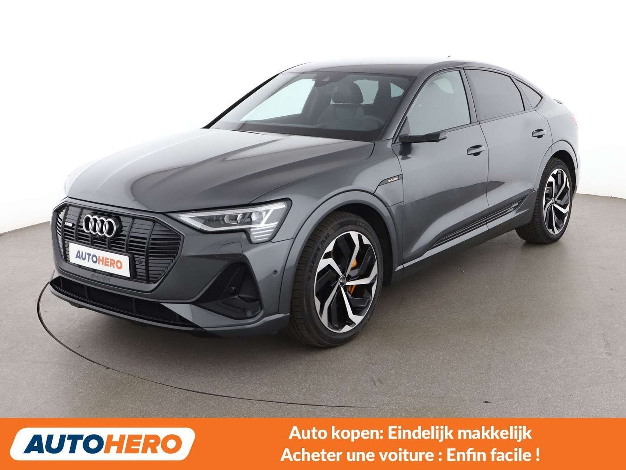 Audi e-tron 55 quattro S line (bj 2022, automaat), Auto's, Audi, Automaat, 4 deurs, Gebruikt, Zwart
