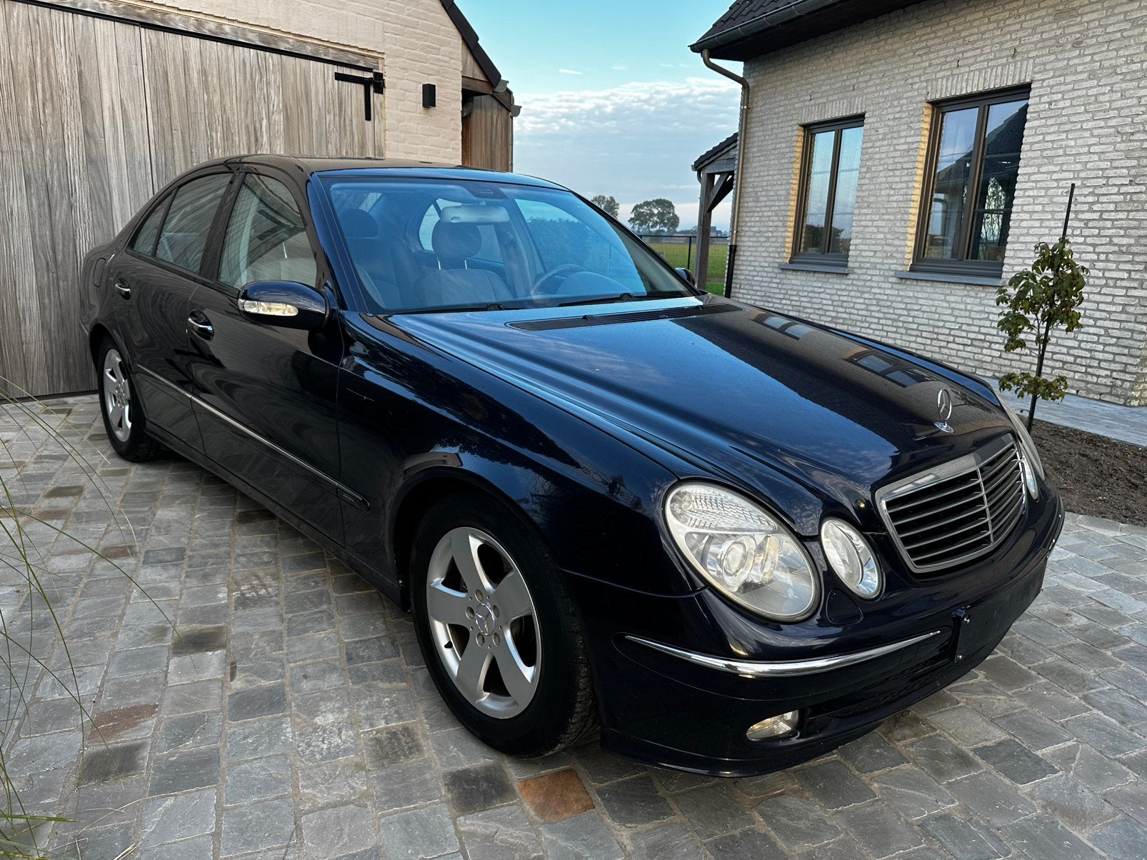 Mercedes E klasse gekeurd, Auto's, Automaat, Particulier, Onderhoudsboekje, Te koop