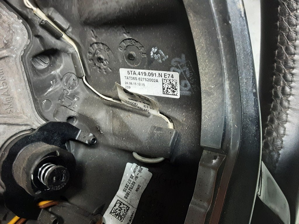 STUUR Volkswagen Touran (5T1) (01-2015/07-2022) (5TA419091N), Gebruikt, Volkswagen, Mevr. I. Hauben, Rue de l'Espoir 34 34
4030  GRIVEGNÉE, BE