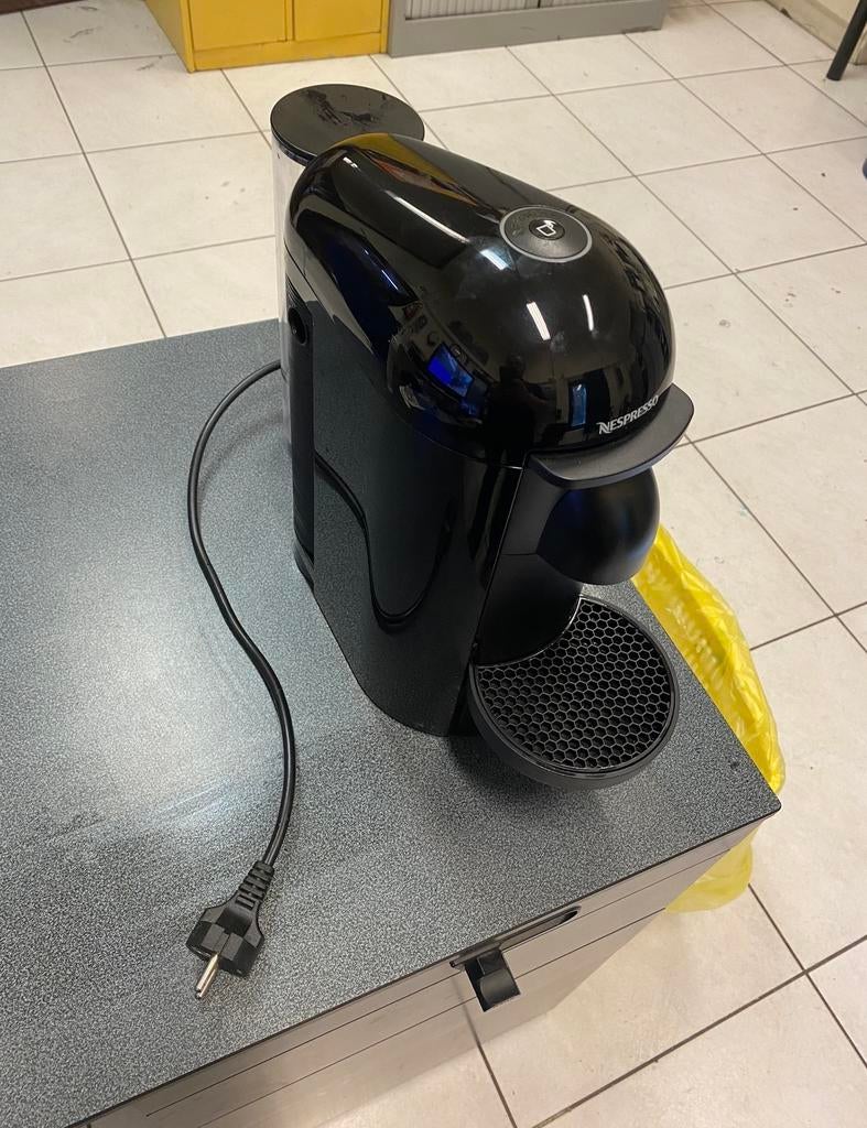 Machine a café nespresso vertuo, Enlèvement ou Envoi, Comme neuf