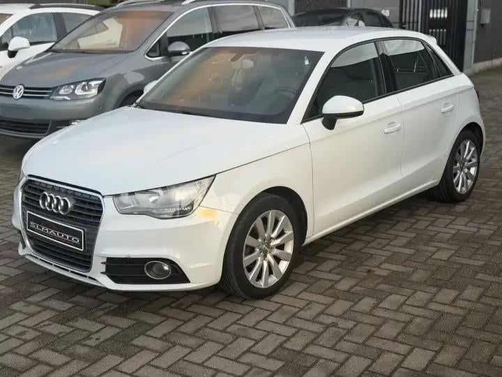 Audi A1 Sportback 1.6 TDI 90 Ambition 190,000KLM, Autos, Achat, A1, Entreprise, Boîte manuelle