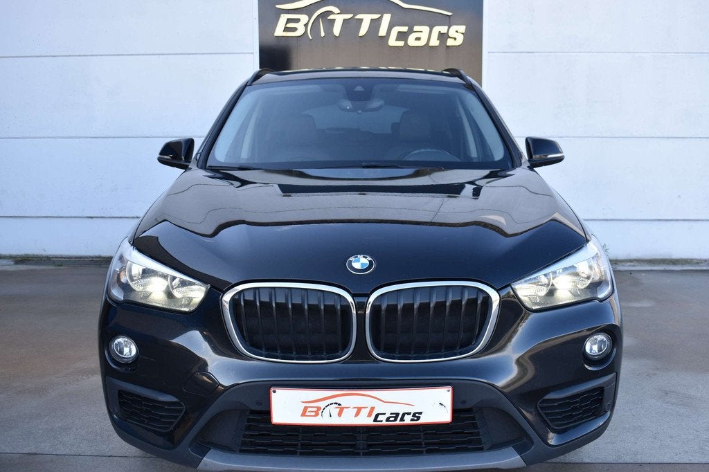 BMW X1 sDrive18dA *Leder* 2-zone Airco* HUD* Navi* Camera, Autos, BMW, Achat, Euro 6, Entreprise, 5 portes