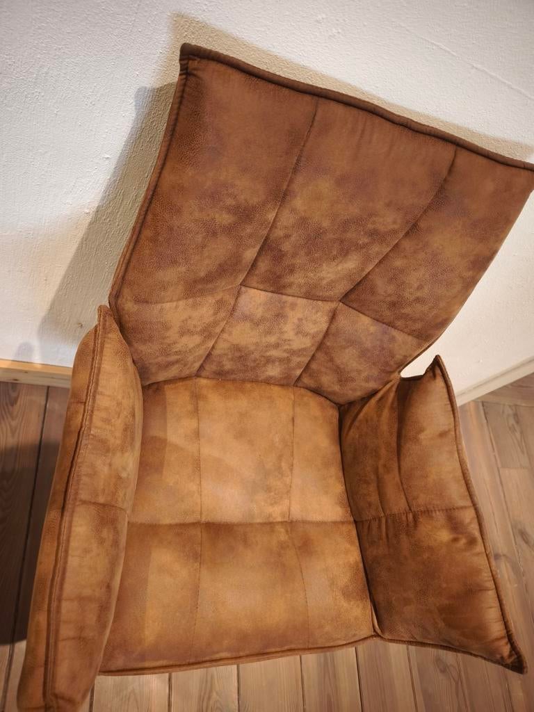 Tafel xooon met 6 stoelen., Ophalen