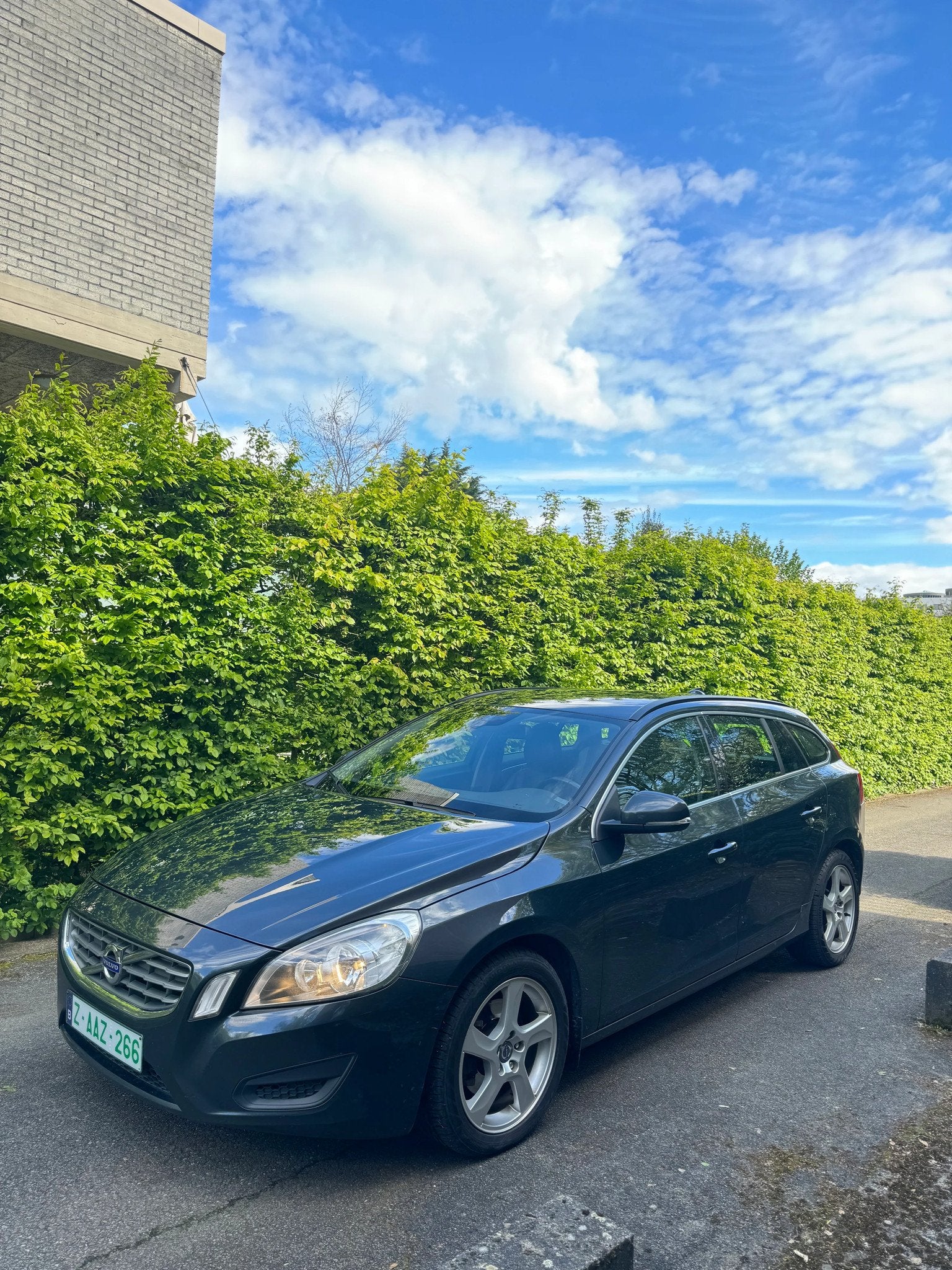 Volvo V60 1.6 diesel DRIVe Summum, Autos, Cuir, Achat, V60, 84 kW