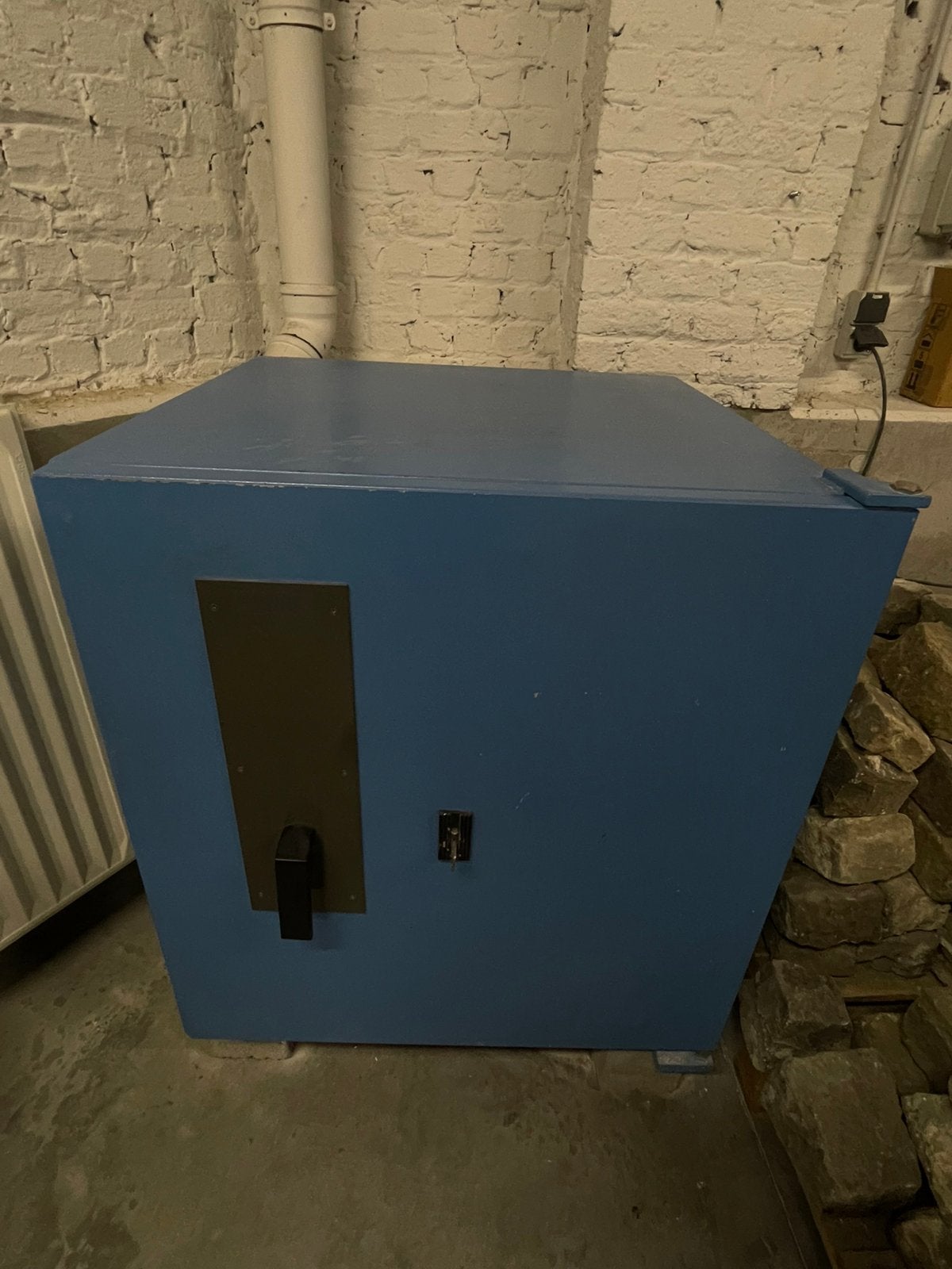 Data safe cabinet / coffre-fort, Enlèvement, Utilisé, Coffre-fort