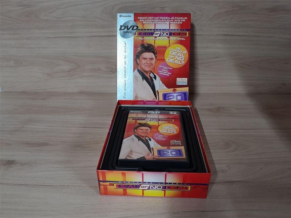 Deal or no deal - s3110, Hobby en Vrije tijd, Gezelschapsspellen | Bordspellen, Verzenden, Zo goed als nieuw