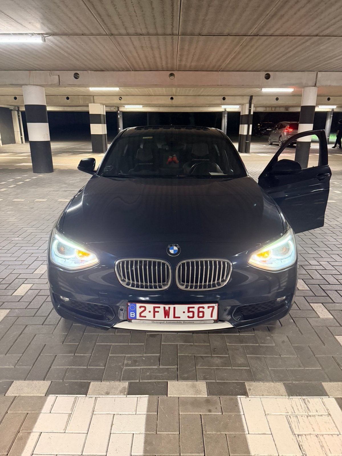 2013 BMW F20 118i Urban Line volledige optie, Auto's, Automaat, 1 Reeks, Alcantara, Wit