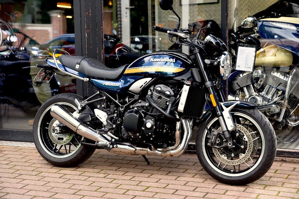 KAWASAKI Z900RS ***MOTOVERTE.BE***, Motoren, Occasion, 4 cilinders, Bedrijf, 900 cc