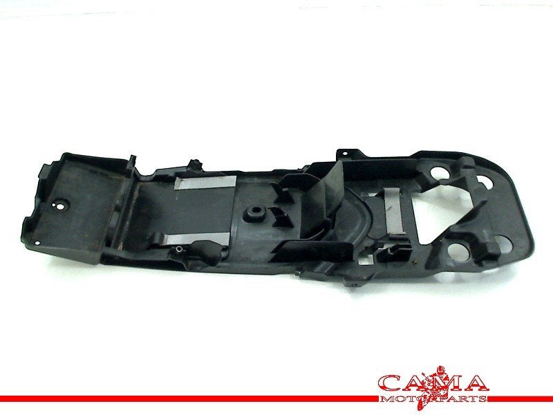 BAC A BATTERIE GSX R 600 2008-2010 (GSXR600 K8 / K9 / L0), Dhr. S. di Majo, Utilisé, Info@cama-motorparts.nl, P.J. Troelstraweg 8 8
3144 CX  MAASSLUIS, NL