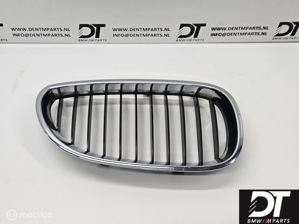 Grille rechts BMW 5-serie E60 E61 51137027062, Gebruikt, Ophalen of Verzenden, BMW, BMW