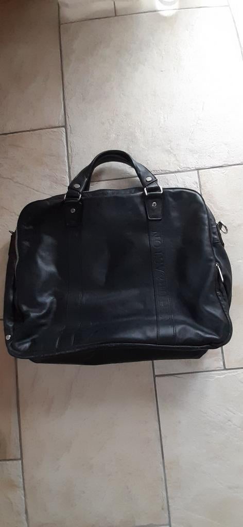 Sac Arthur & Aston noir, Bijoux, Sacs & Beauté, Sacs | Sacs de voyage & Petits Sacs de voyage, Comme neuf, Noir, Enlèvement ou Envoi