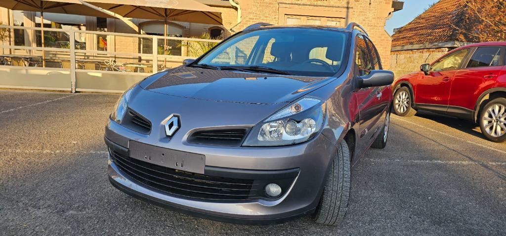 À Vendre : Renault Clio Essence Boîte Automatique, Autos, 1158 cm³, Argent ou Gris, Entreprise, Electronic Stability Program (ESP)