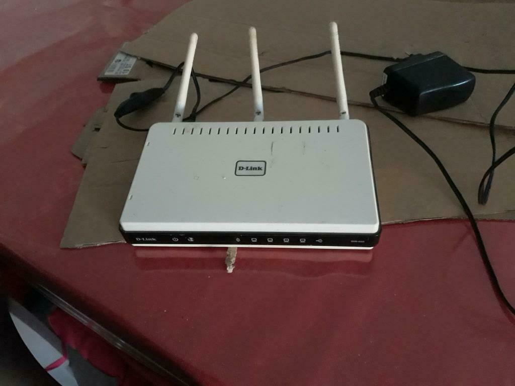Dlink router, Informatique & Logiciels, Enlèvement ou Envoi, Comme neuf, Routeur