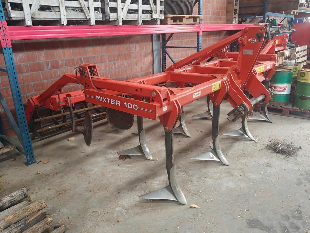 Kuhn mixter 100 cultivator 3 m, Articles professionnels, Agriculture | Outils, Enlèvement