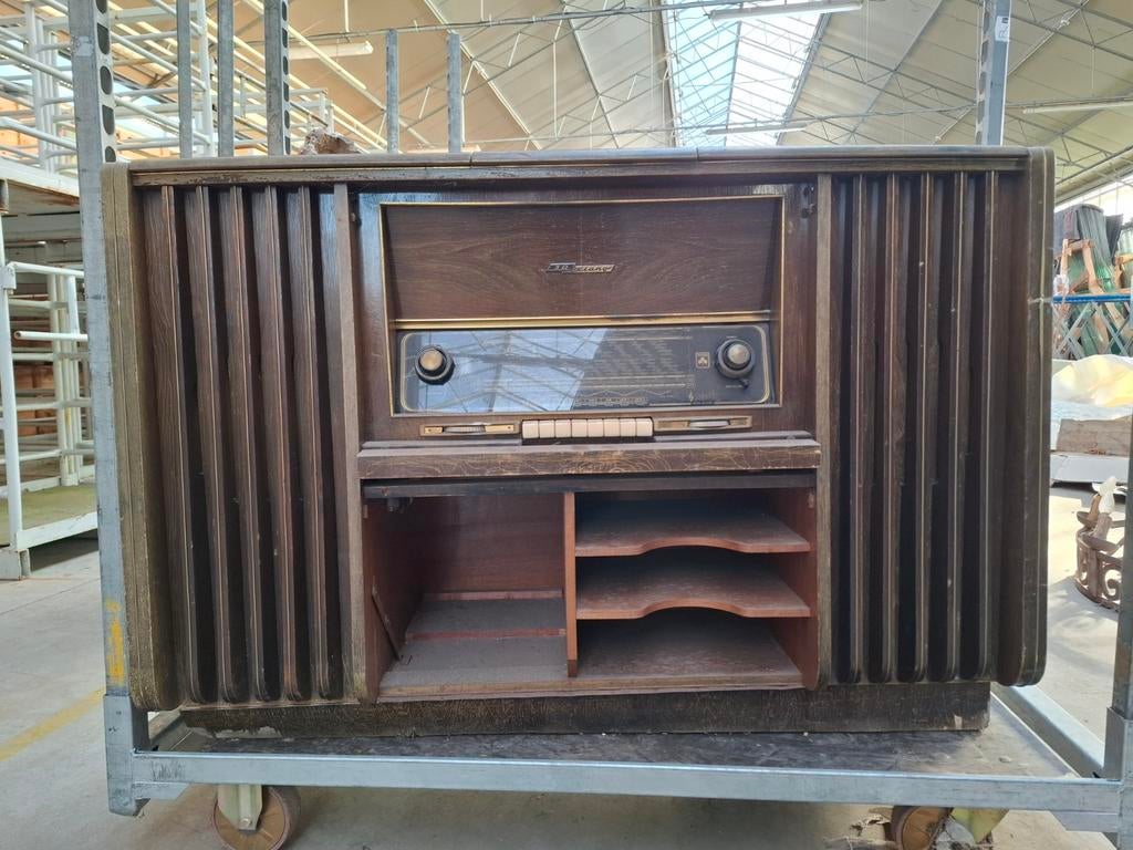 Vintage radio / platenspeler, Antiek en Kunst, Ophalen