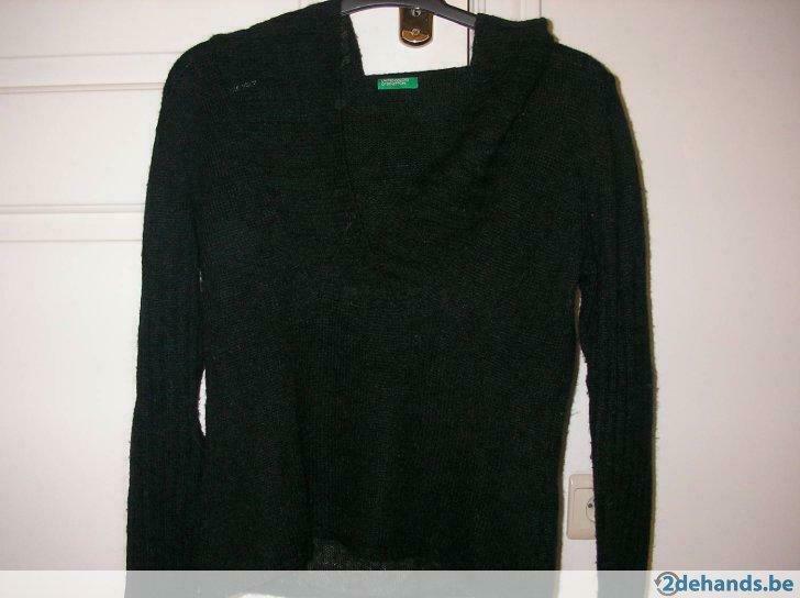 zwarte trui met kap Benetton small, Kleding | Dames, Ophalen of Verzenden, Gedragen, Maat 36 (S), Zwart