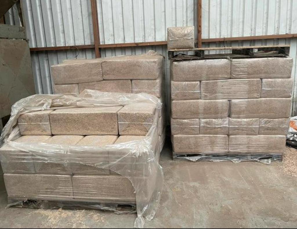 Lijnzaad-, perk- of plantmulch (25 kg), Ophalen of Verzenden, Zo goed als nieuw