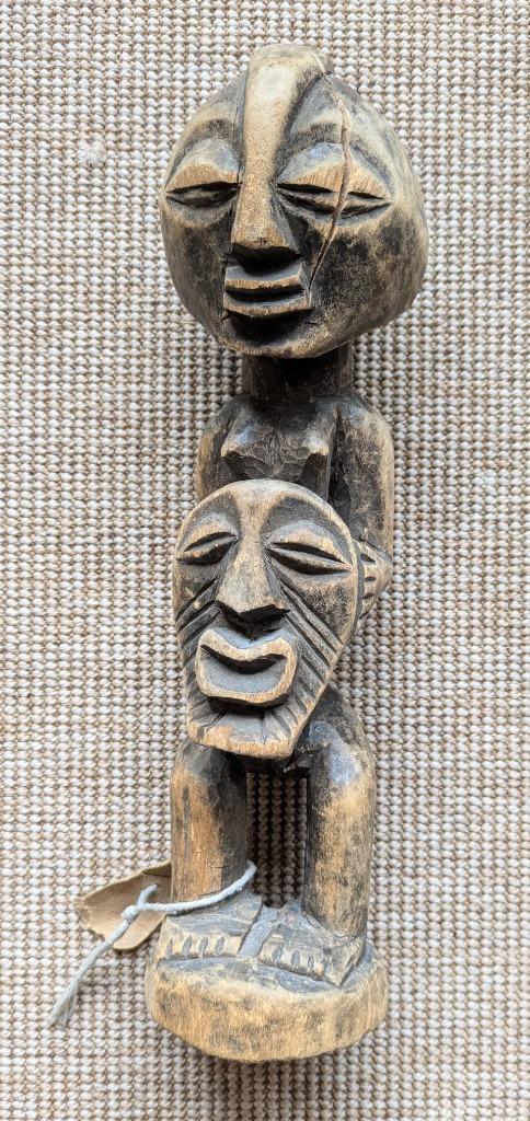 Statue fétiche africaine Songye du Congo, Enlèvement ou Envoi