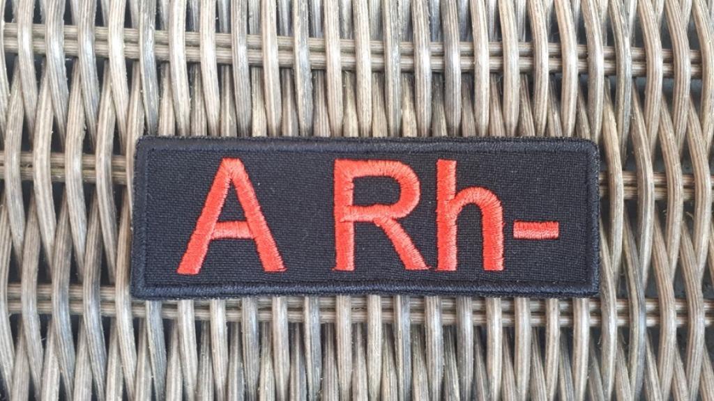 Bloedgroep A Rh- strijk patch embleem - 89 x 31 mm, Ophalen of Verzenden, Nieuw