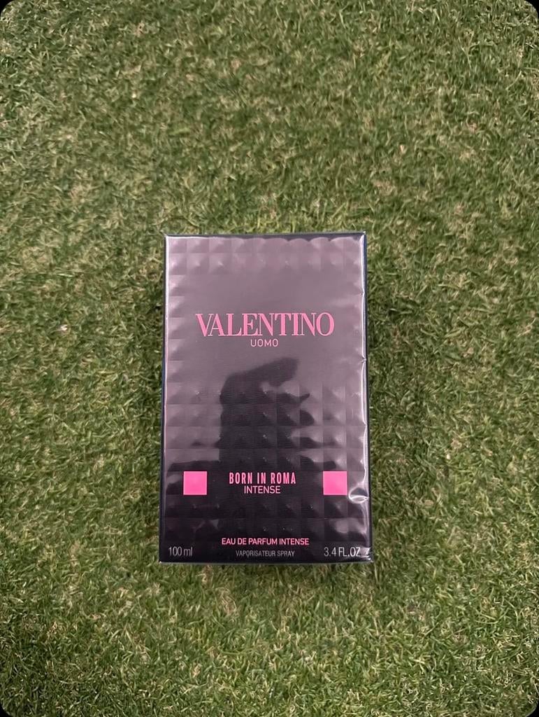 Valentino Uomo Born In Roma Intense Parfum, Ophalen of Verzenden, Zo goed als nieuw